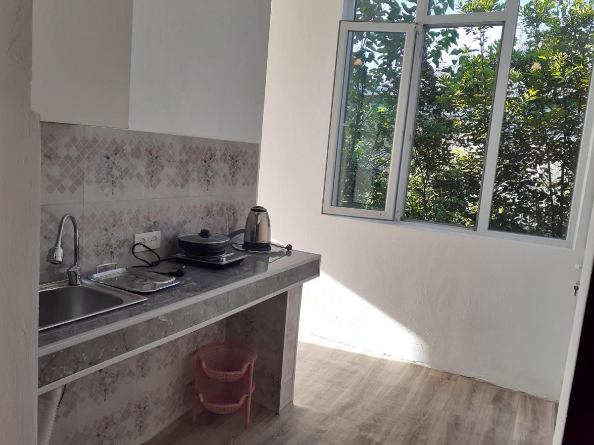 Lukas'S House Hotel Кобулети Екстериор снимка